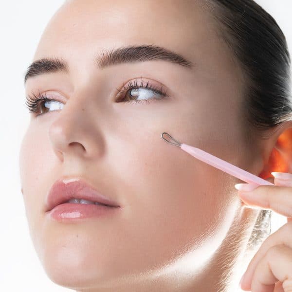 Brushworks Blackhead Remover Tool — alternate view