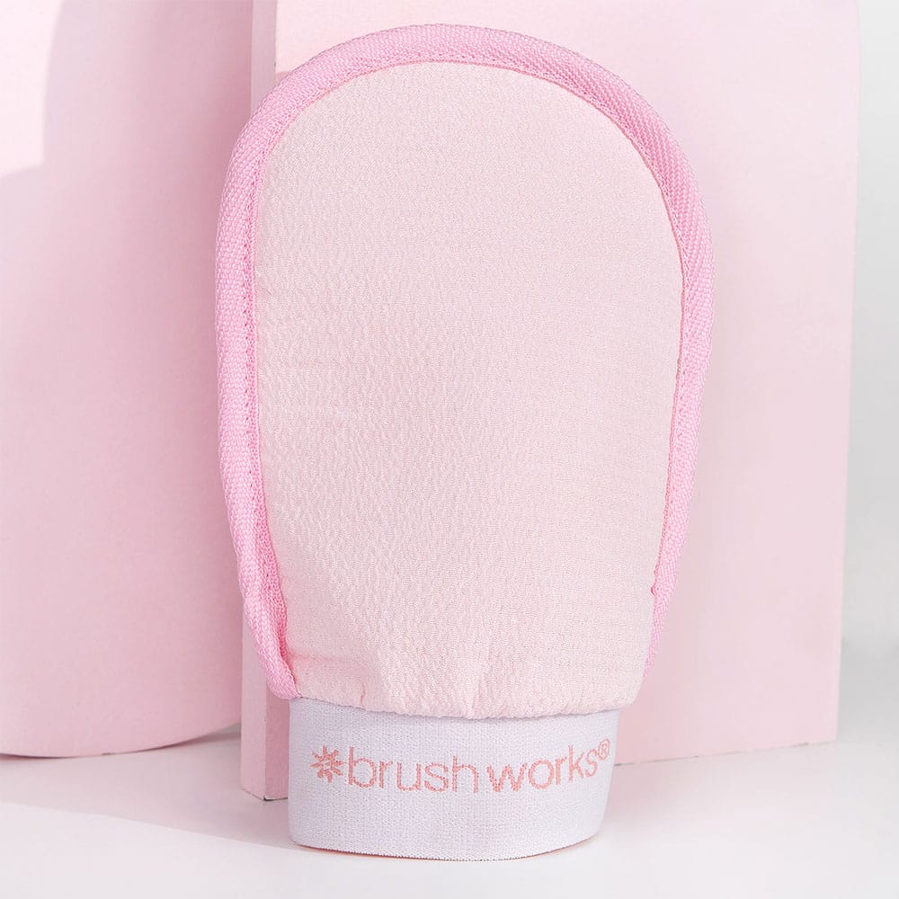 Brushworks Tan Removal Mitt - image 4