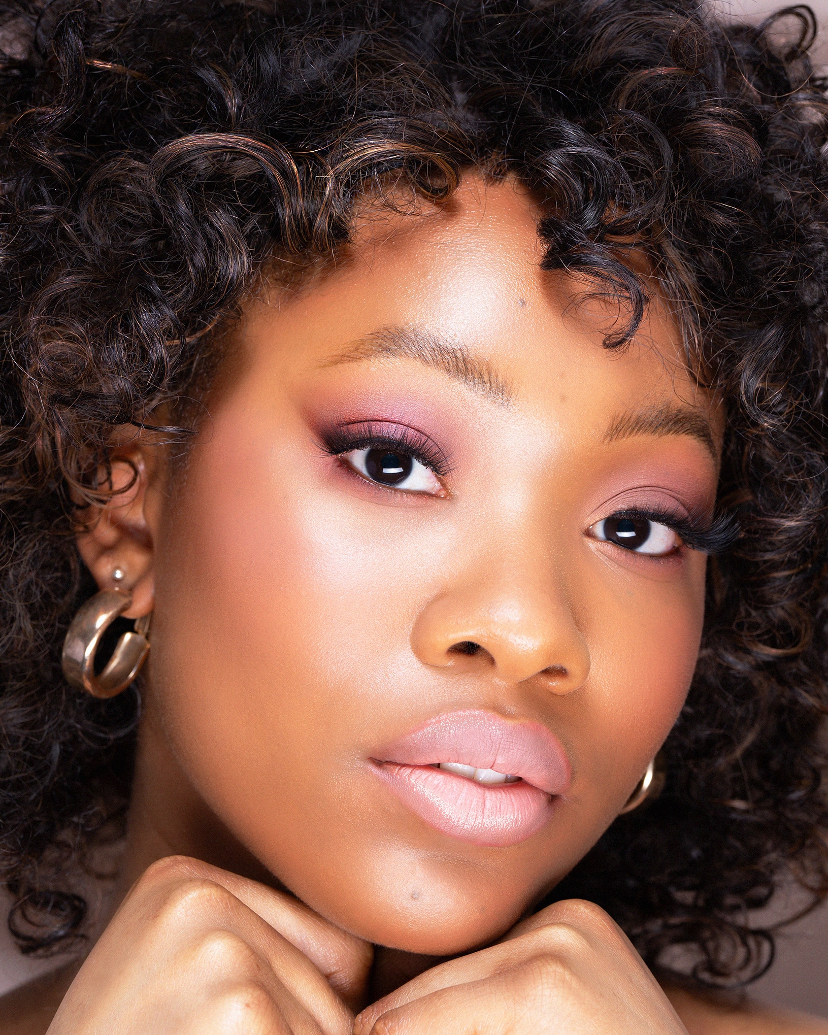 Airbrushed Skin Blog Do You Need a Makeup Brush Cleaner Tray in