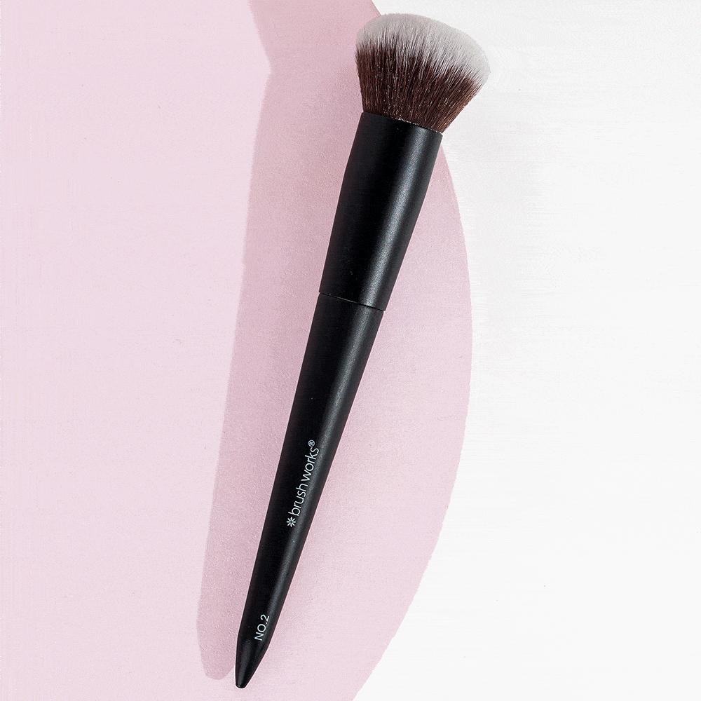 Brushworks No. 2 Buffing Foundation Brush - image 4