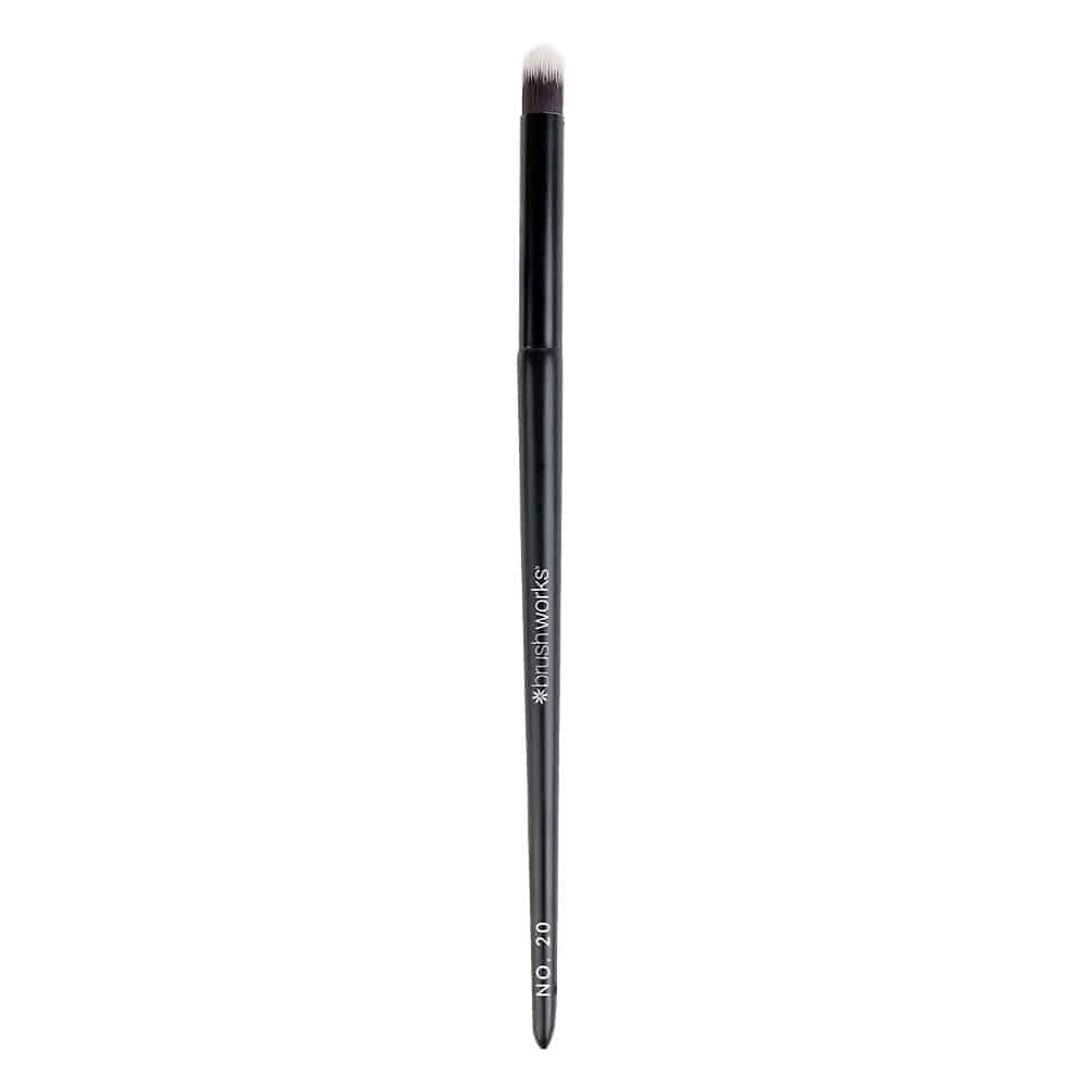 Brushworks No. 20 Smudge Brush - image 6