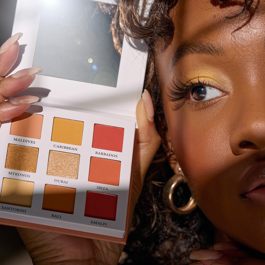 Eye Candy Makeup to Create the Perfect Definition content block image