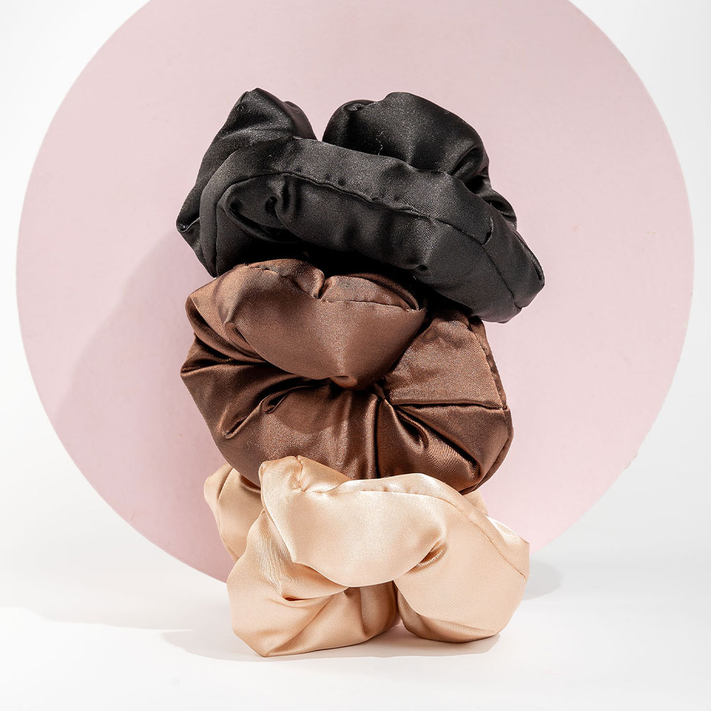 Brushworks Large Classic Cloud Scrunchies – 3 Pack - image 5