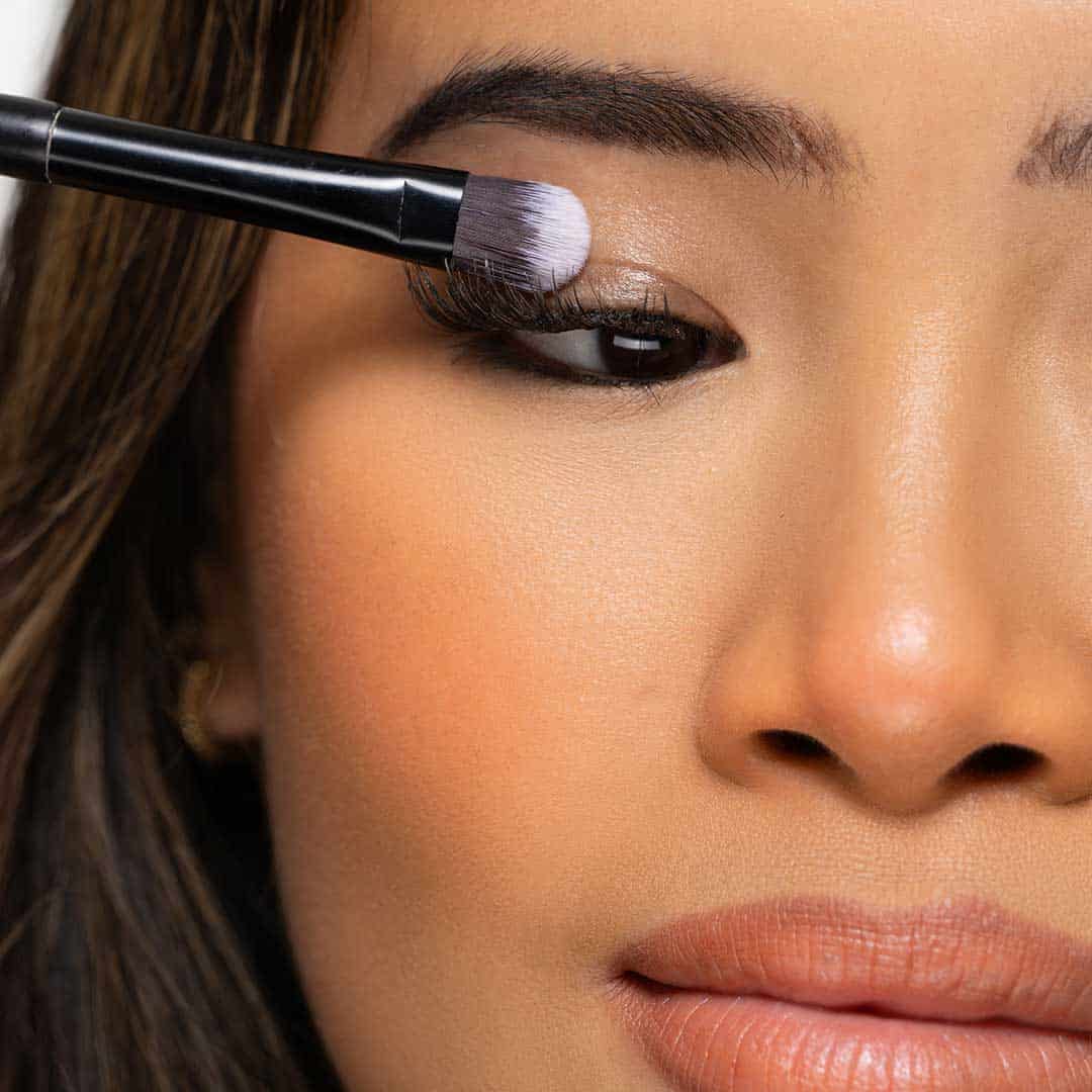 Eyeshadow Brushes for Perfect Application
